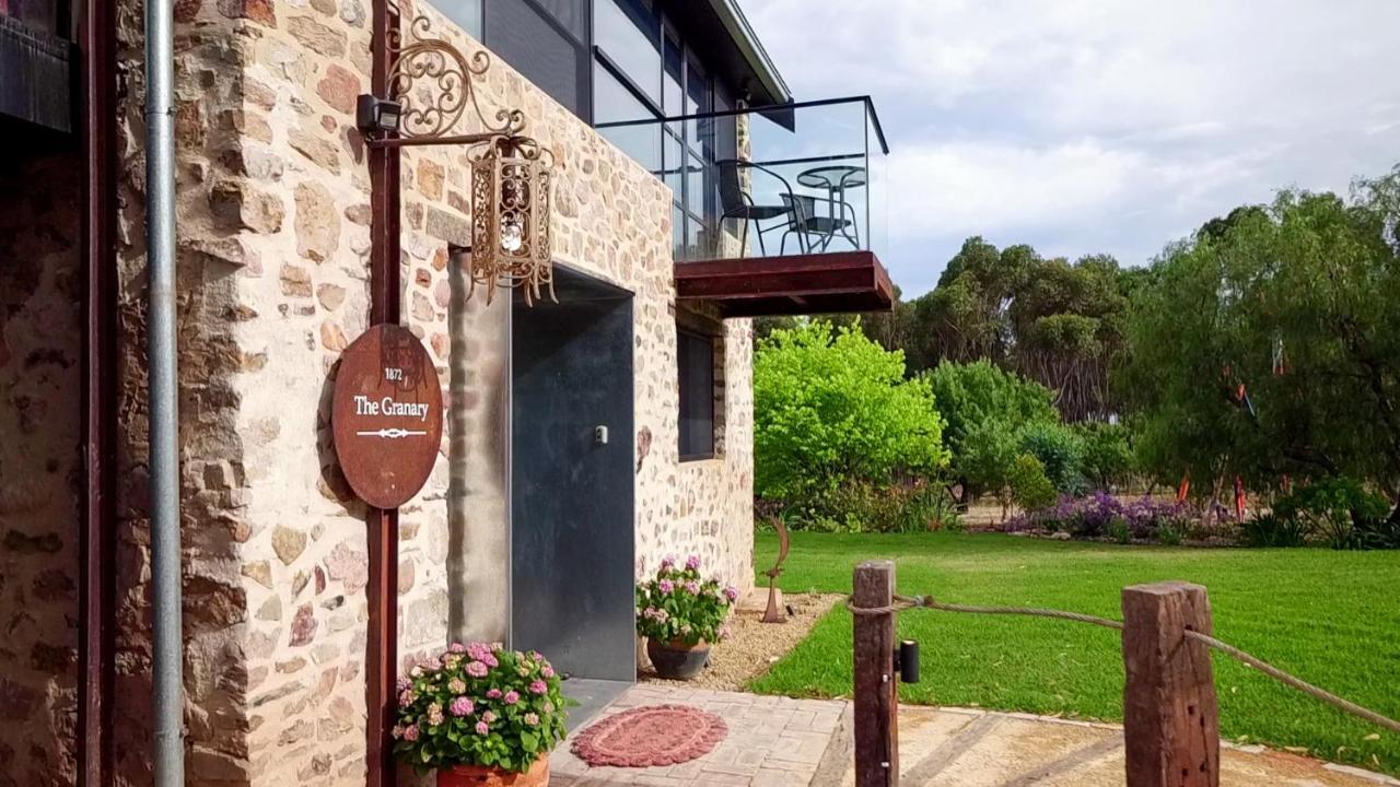 The Old Chaff Mill Organic Vineyard Retreat Bed & Breakfast Sellicks Hill Exterior photo
