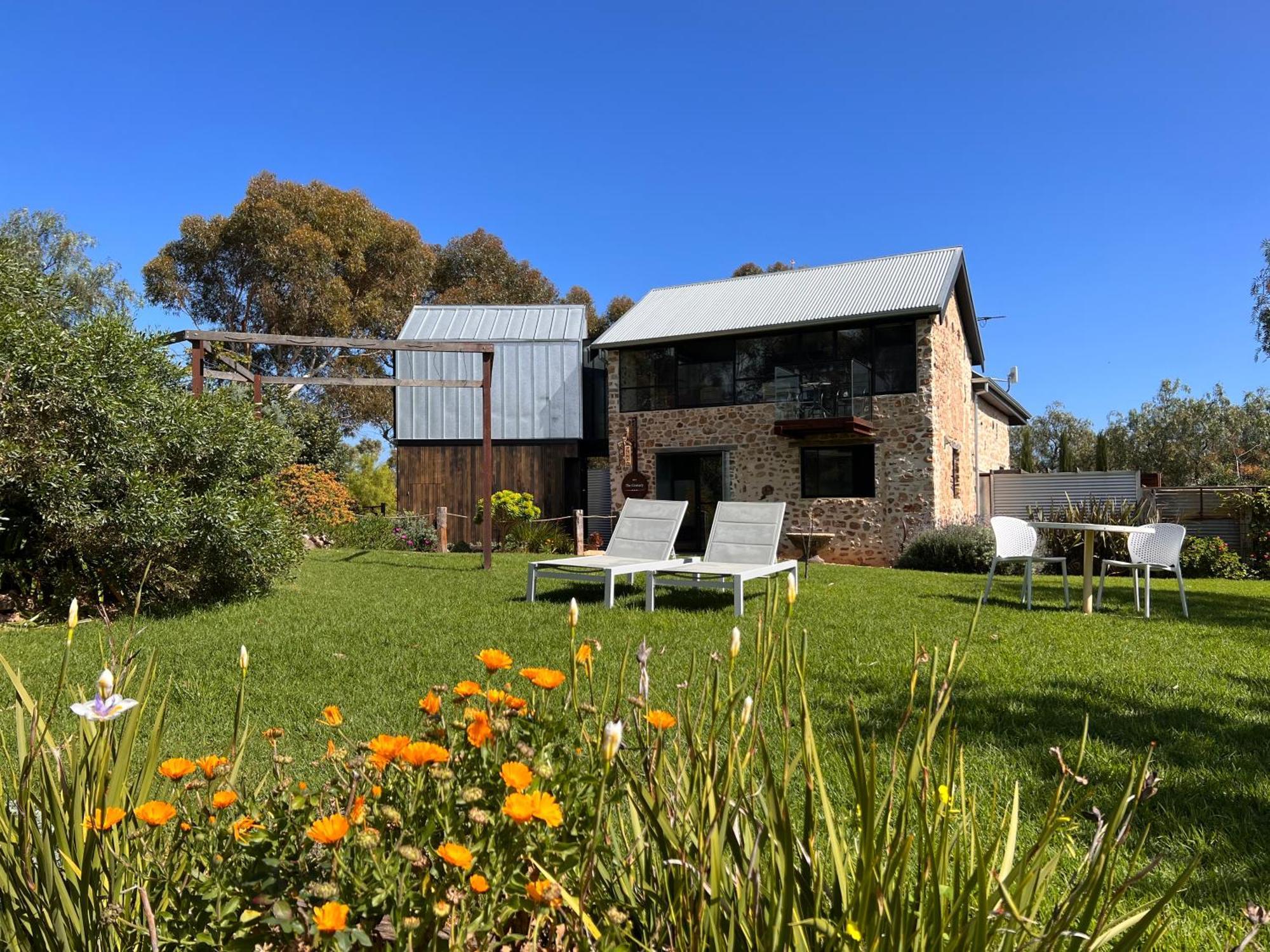 The Old Chaff Mill Organic Vineyard Retreat Bed & Breakfast Sellicks Hill Exterior photo
